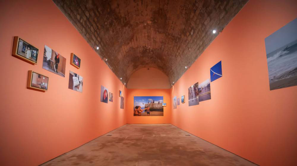 La Bienalsur fait escale au Musée national de la photographie de Rabat