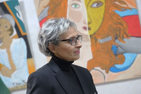 Vernissage d'une exposition des oeuvres de l’artiste peintre Hasna Ettour à Rabat