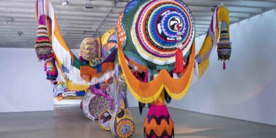 L’Art Monumental de Joana Vasconcelos S’invite à Rabat pour un Dialogue Culturel