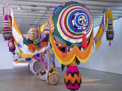 L’Art Monumental de Joana Vasconcelos S’invite à Rabat pour un Dialogue Culturel